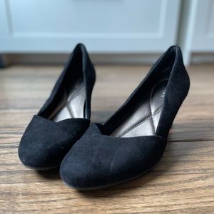 Easy Spirit Suede Pumps Black Comfortable Heels